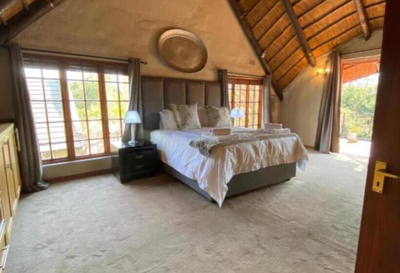 标准间带阳台, Tuscan Rose