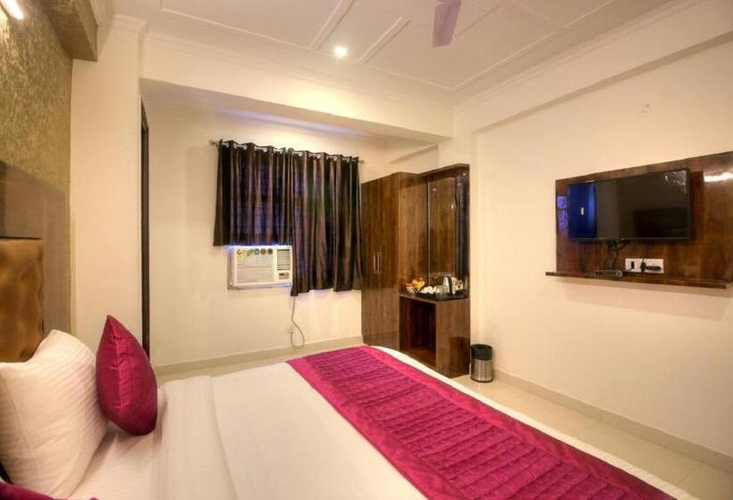 Номер Стандарт, Ark Of Avalon Near Igi Airport New Delhi