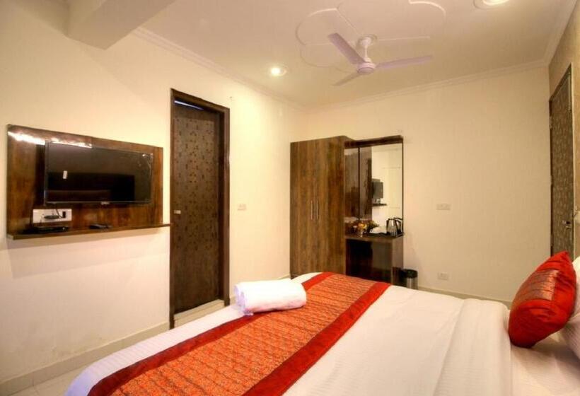 Номер Стандарт, Ark Of Avalon Near Igi Airport New Delhi