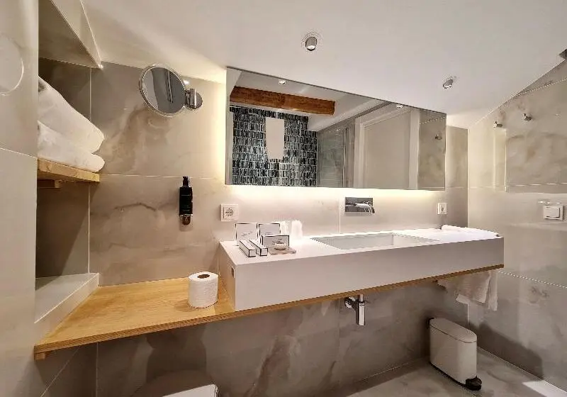 Chambre Standard avec Balcon, Sol Boutique