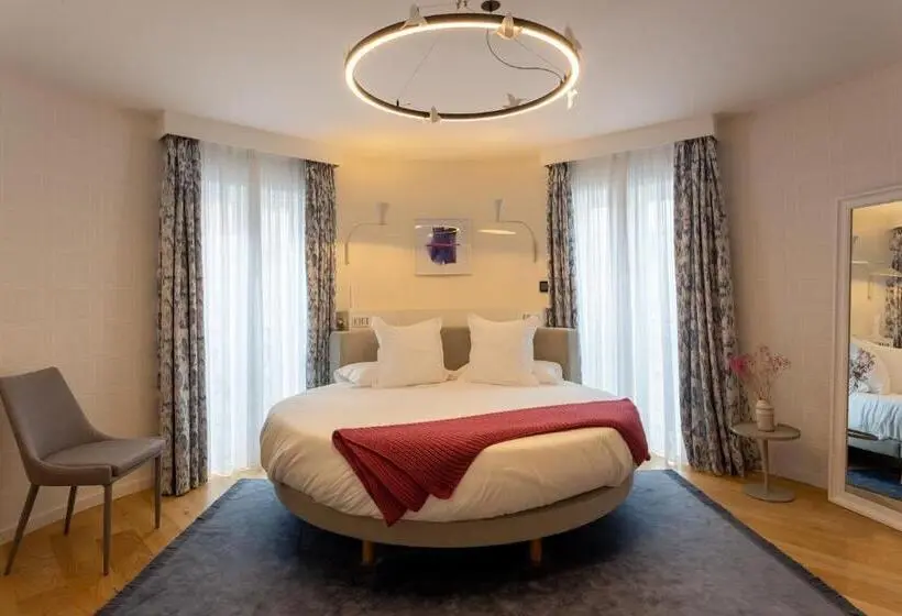 Chambre Supérieure, Sol Boutique