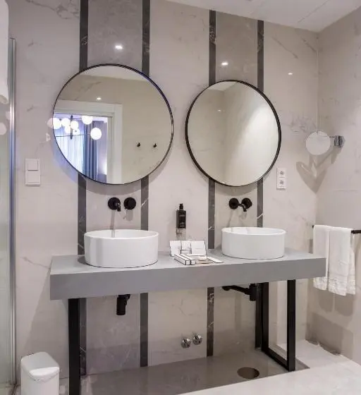 Chambre Supérieure, Sol Boutique