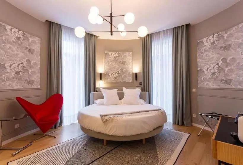 Chambre Supérieure, Sol Boutique