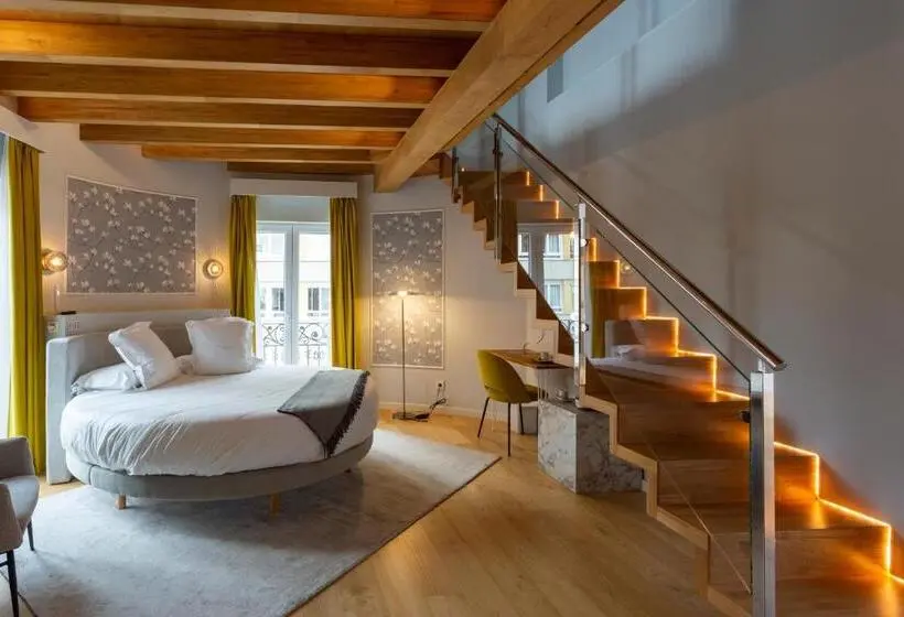 Suite Familiale, Sol Boutique