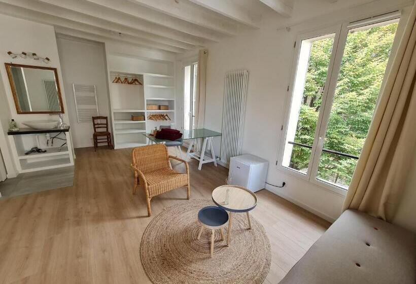 Люкс Повышенной Комфортности, Le Saint Christophe   Mairie D Aubervilliers Ligne 12