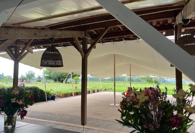 جناح سرير كينج, Domaine Ranch Kabahina Golf