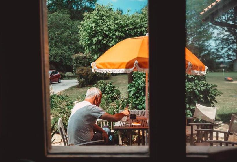 جناح سرير كينج, Domaine Ranch Kabahina Golf