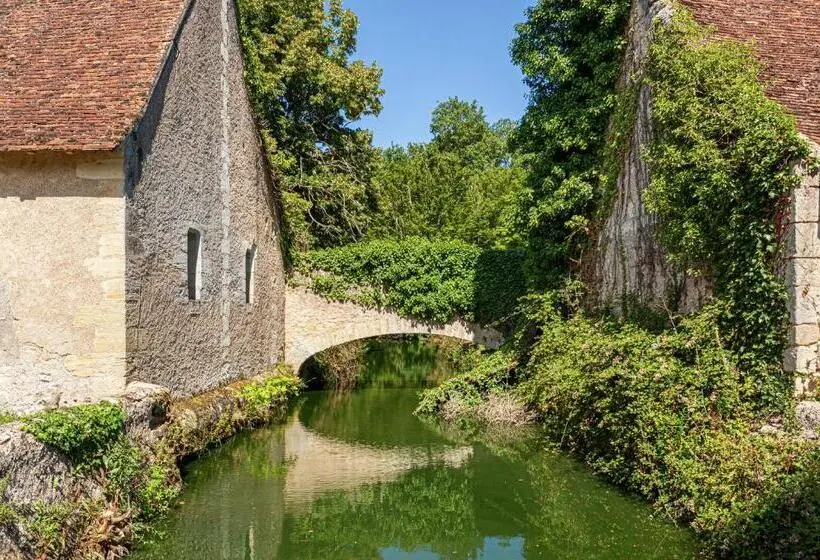 庭の見えるジュニアスイート, Château De Paradis