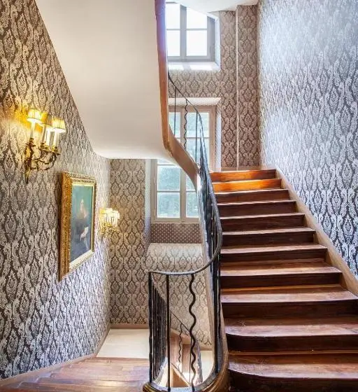 庭の見えるジュニアスイート, Château De Paradis