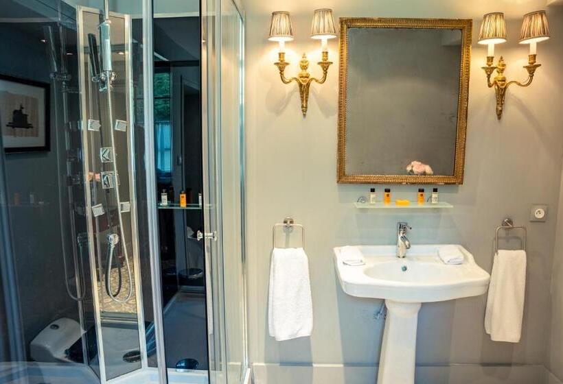 Вилла с 1 спальней и бассейном, Château De Paradis