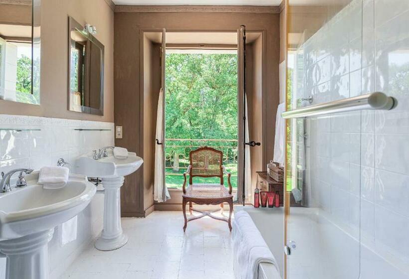 Люкс Вид на Сад, Château De Paradis