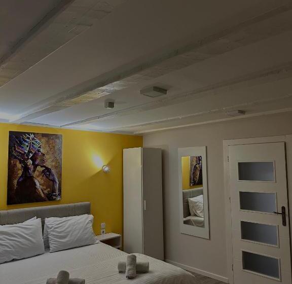 اتاق استاندارد, Vila Storia