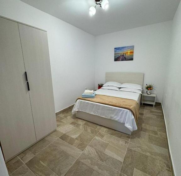 آپارتمان 2 خوابه, Casa Selina
