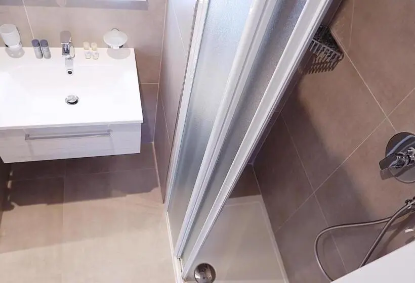 استودیوی استاندارد, Pianomare Riviera Apartments And Rooms