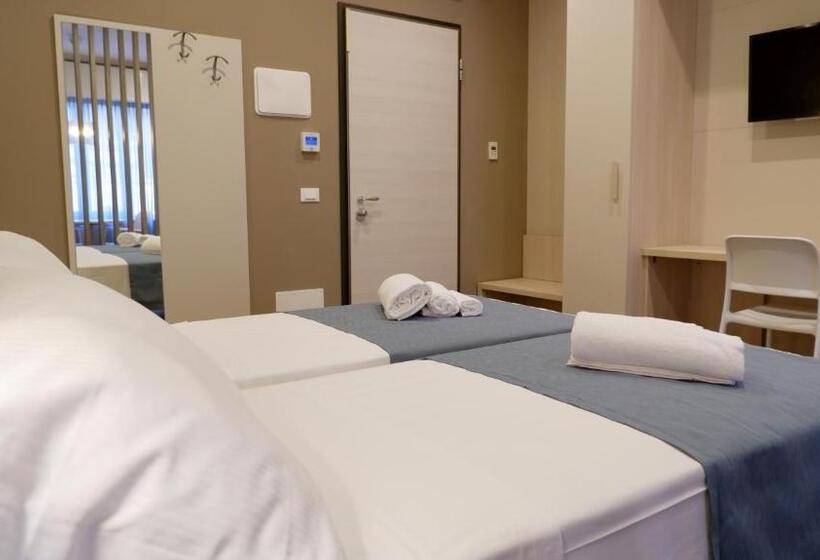 חדר סטודיו סטנדרד, Pianomare Riviera Apartments And Rooms