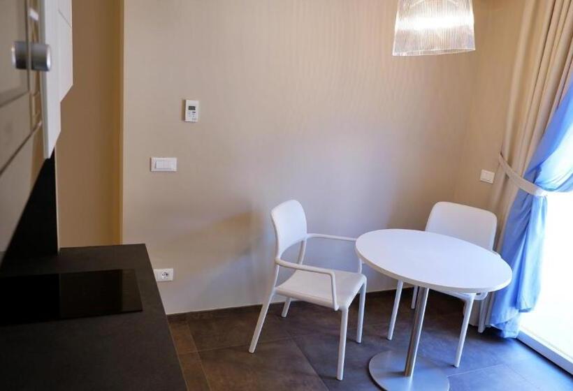 חדר סטודיו סטנדרד, Pianomare Riviera Apartments And Rooms