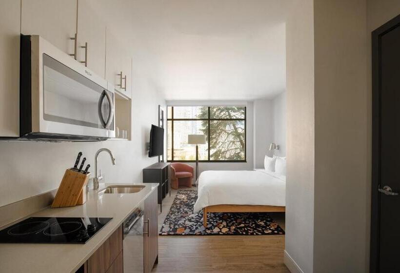 اتاق استاندارد با تخت بزرگ, Sonder At Pivot