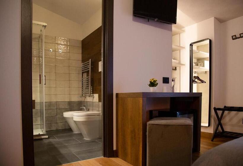 חדר סטנדרט עם מיטת קינג, Mantra Suite&rooms