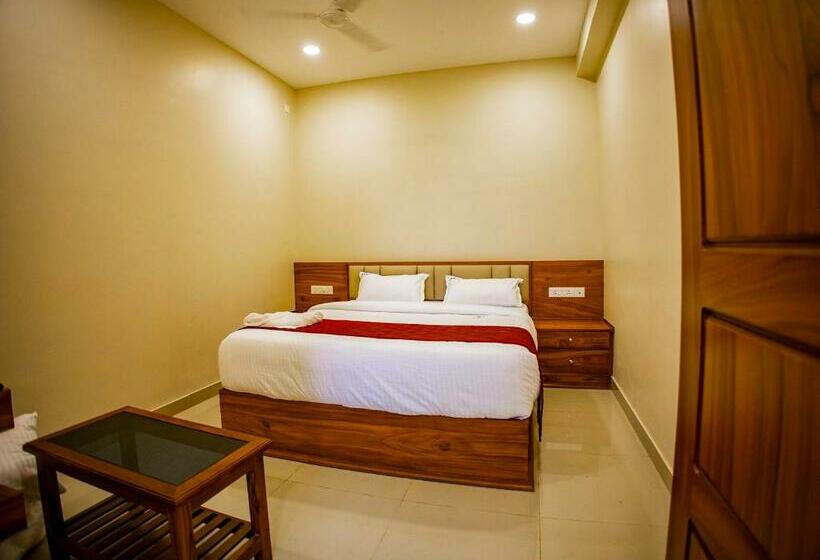 デラックスルーム, Kkm International