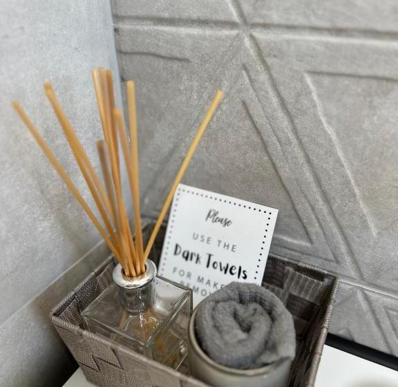 اتاق لوکس با چشم‌انداز دریا, La Vista Luxury Villa