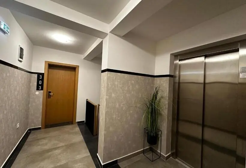 1 Bedroom Apartment Lake View, La Vista Luxury Villa