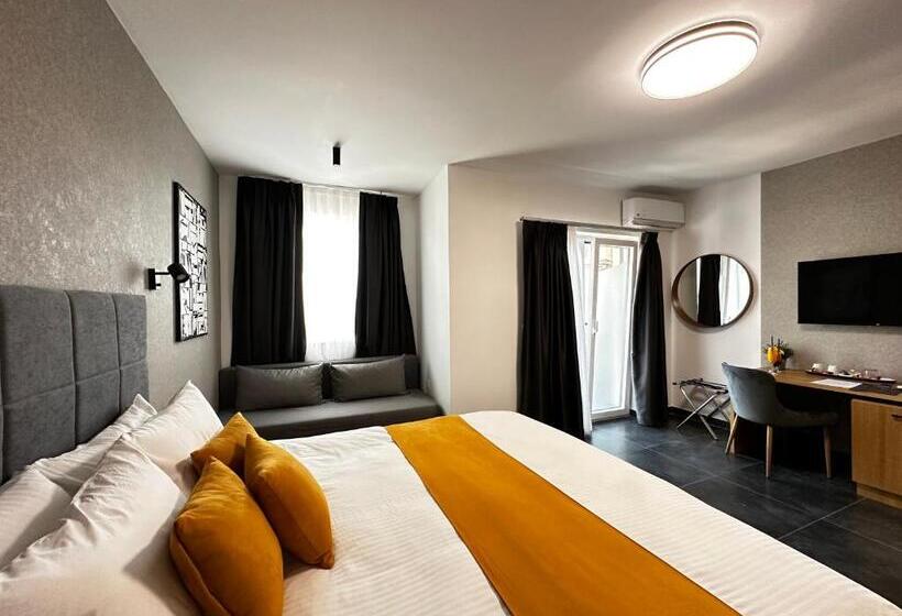 اتاق استاندارد با تخت بزرگ, La Vista Luxury Villa