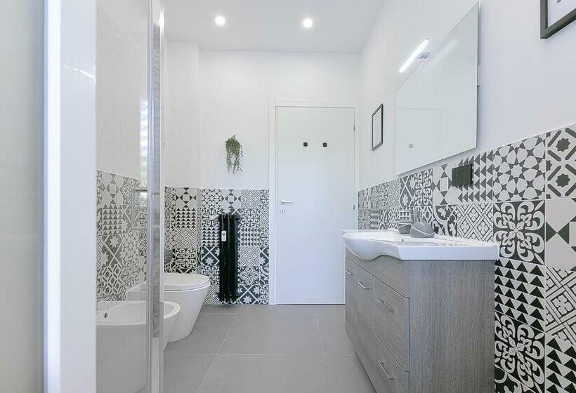 اتاق استاندارد, Alle Porte Del Centro   Guest House   Reggio Emilia   Ingresso Centro Storico   Parcheggio Gratuito