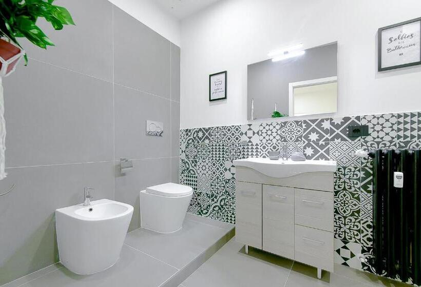 اتاق استاندارد, Alle Porte Del Centro Guest House Reggio Emilia Ingresso Centro Storico Parcheggio Gratuito