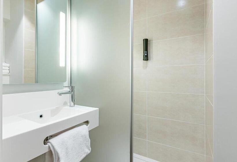Номер Стандарт Адаптированный для Инвалидов, B&b Hotel Paris Ivry Quai De Seine