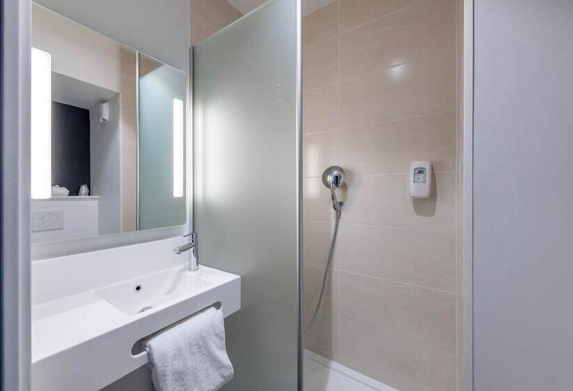 Номер Стандарт Адаптированный для Инвалидов, B&b Hotel Paris Ivry Quai De Seine