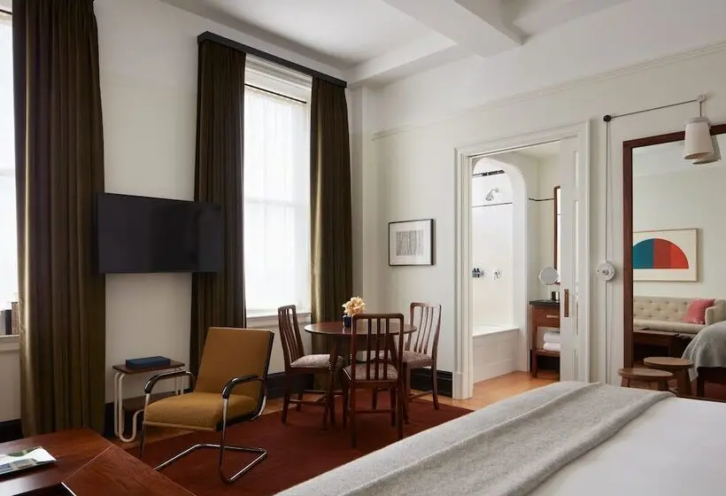 2 Bedroom Suite with Terrace, Nine Orchard