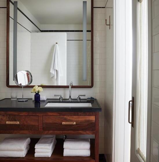 스탠다드 스튜디오, Nine Orchard