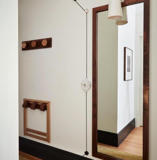 스탠다드 스튜디오 킹침대, Nine Orchard