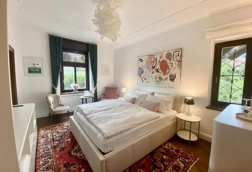 اتاق لوکس, Villa Pomona