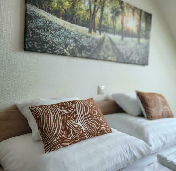 スタンダードルーム, Silver Lodge Vendégház Egerszalók