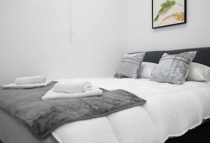 استودیو استاندارد با تخت کینگ, The Sun Apartments Brcko