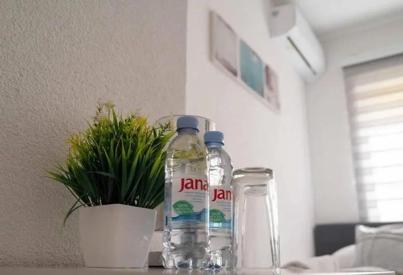 اتاق اکونومی, The Sun Apartments Brcko