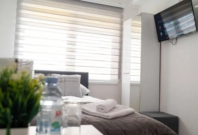 اتاق اکونومی, The Sun Apartments Brcko
