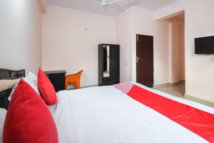 اتاق کلاسیک سه تخته, Pop 91393 Krishna Residency Inn