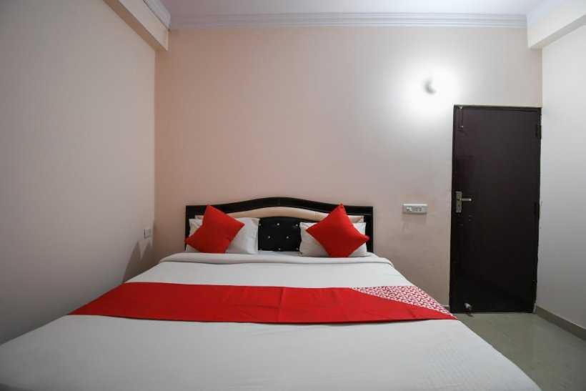 Трехместный Номер Классика, Pop 91393 Krishna Residency Inn
