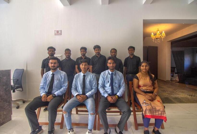 スーペリアトリプルルーム, Ocean Wave   Calangute