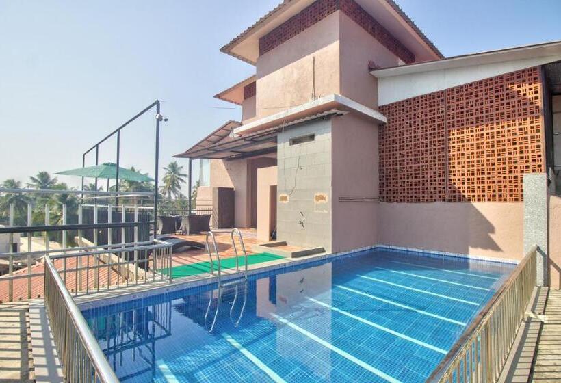 スーペリアトリプルルーム, Ocean Wave   Calangute