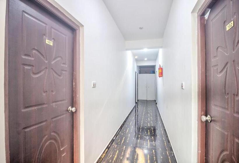 スーペリアトリプルルーム, Ocean Wave   Calangute