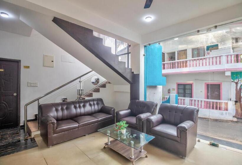 スーペリアトリプルルーム, Ocean Wave   Calangute