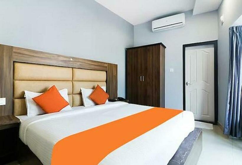 Номер Deluxe, Queens Residency   Kochi