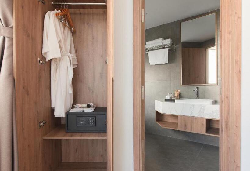 اتاق لوکس با چشم‌انداز شهر, Zenia Boutique Hotel Nha Trang