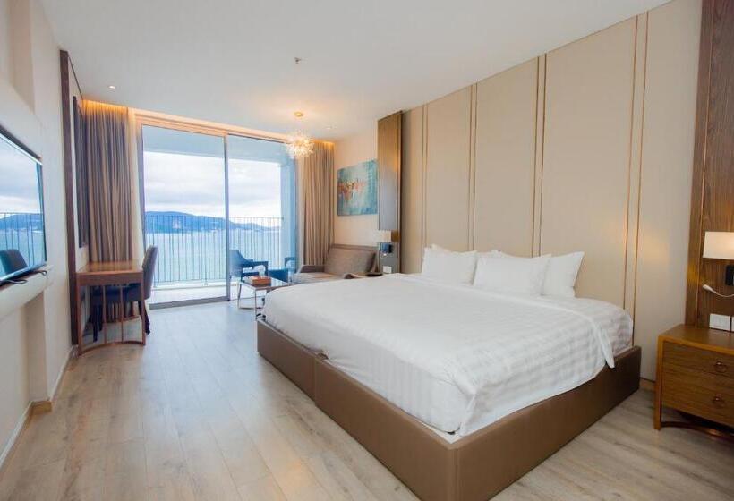 سوئیت با تخت بزرگ, Moonlight Bay Panorama Condotel Ocean View