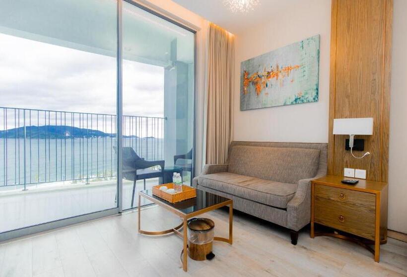 سوئیت با تخت بزرگ, Moonlight Bay Panorama Condotel Ocean View