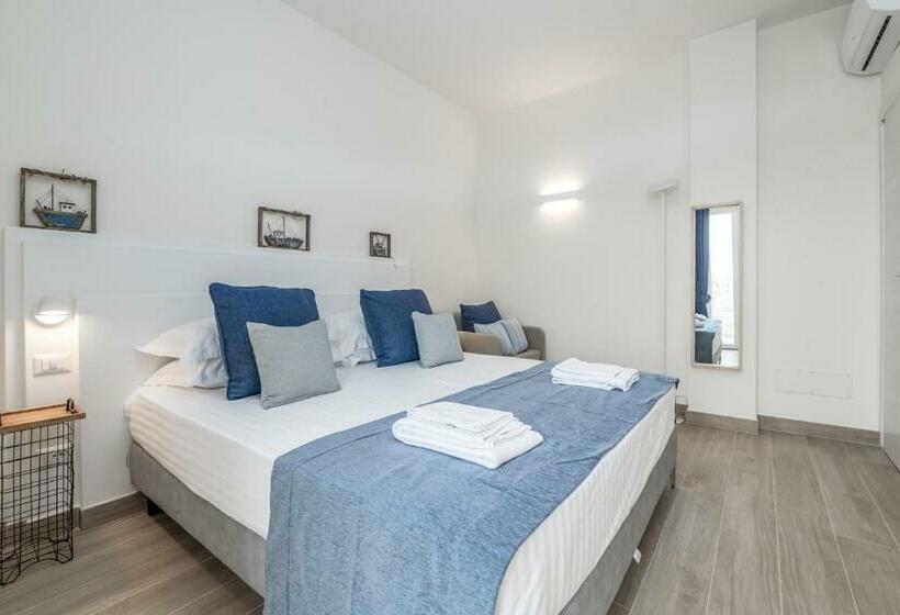 스탠다드 룸 바다 전망, Vie Del Porto