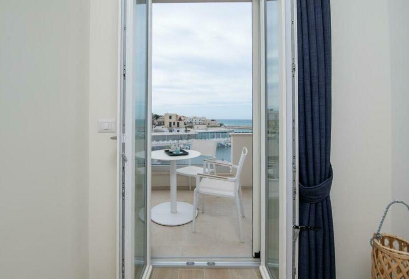 스탠다드 룸 바다 전망, Vie Del Porto